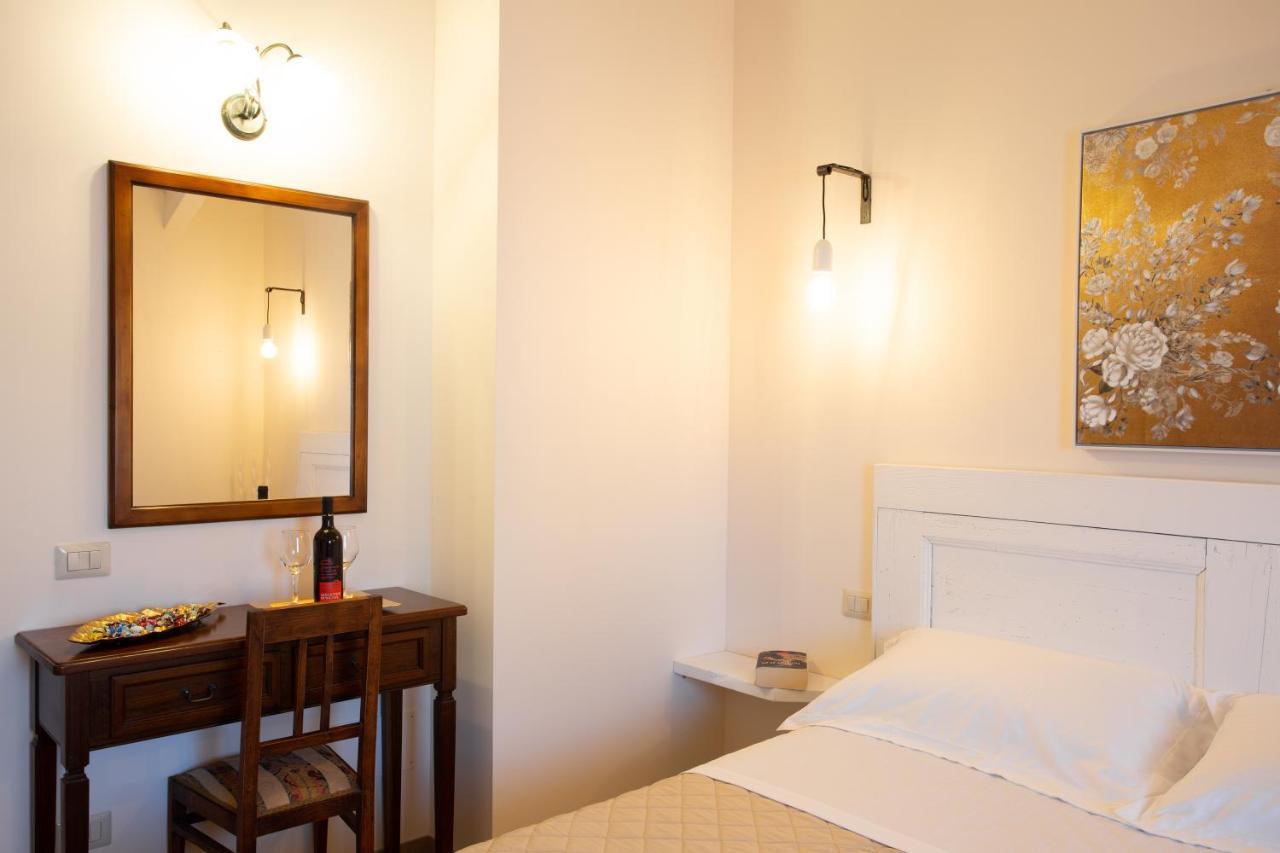 Il Casolare Bed and Breakfast Gradara Eksteriør billede